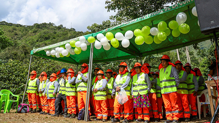 Mantenimiento vial en Santa Ana beneficiara a 33 mil familias