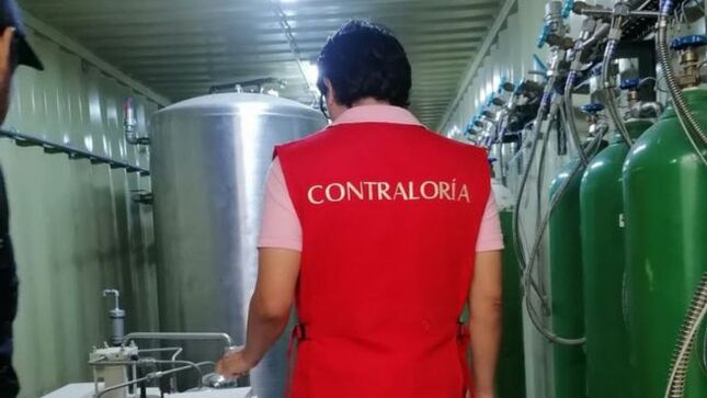 La Contraloría General identificó presunta responsabilidad penal y administrativa de exfuncionarios de la Municipalidad Distrital de Tambogrande por irregularidades en la adquisición -mediante contratación directa- de una planta generadora de oxígeno medicinal de 20 m3 por S/ 1 190 500 para el centro de salud materno infantil Carlos Schaefer Seminario ubicado en este distrito. Dicha planta no funcionó ni cumplió su finalidad pública, es decir no permitió atender de manera oportuna a la población afectada durante la pandemia de la Covid-19.