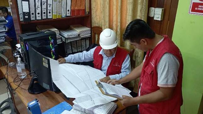 La Contraloría General alertó al Municipio Provincial de Atalaya que funcionarios convocaron el proceso de licitación para el mejoramiento y ampliación de la institución educativa primaria N° 64767 – B ubicada en la comunidad nativa Sapani, sin considerar el saneamiento físico legal del terreno, lo que no garantizaría la ejecución de la inversión y prestación de servicios del proyecto.