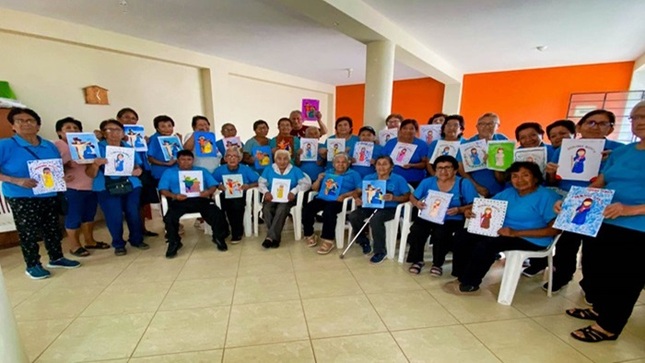 Para el bienestar y promoción social de las personas adultas mayores, en un contexto de participación, que se viene desarrollando todos los martes a partir de las tres hasta las cinco de la tarde, donde se busca promover la participación activa de la persona mayor en un momento importante de su vida con un buen funcionamiento físico y la adecuada capacidad cognitiva y alto compromiso con la vida, situándole en un nivel psicoterapéutico a cargo de la MG. PS. Cynthia Guerrero.
En ese sentido, las actividades se vienen efectuando en el local de la Liga de Futbol de Lunahuaná, que se encuentra ubicado en Prolongación Santa Rosa. 
#EnGestionChavelonEsLaSolucion 

𝑺𝒆 𝒂𝒈𝒓𝒂𝒅𝒆𝒄𝒆 𝒔𝒖 𝒅𝒊𝒇𝒖𝒔𝒊𝒐́𝒏 / 𝑼𝒏𝒊𝒅𝒂𝒅 𝒅𝒆 𝑰𝒎𝒂𝒈𝒆𝒏 𝑰𝒏𝒔𝒕𝒊𝒕𝒖𝒄𝒊𝒐𝒏𝒂𝒍