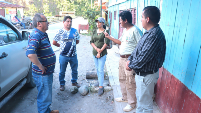 Los consejeros constatan mal estado del Servicio de mantenimiento de Red vial Kumpirushiato-Ivochote del distrito de Echarate La Convención. 

