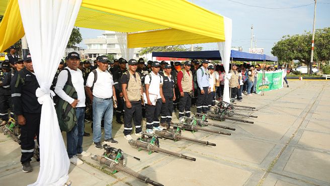 Fumigatón: en Tumbes más de 300 brigadas intervienen casa por casa para eliminar zancudo transmisor del dengue