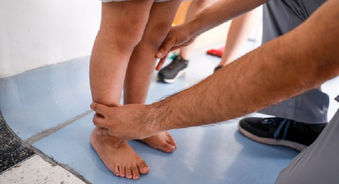 EsSalud: Dos de cada diez niños padece pie plano y especialistas te enseñan a identificarlo a tiempo
