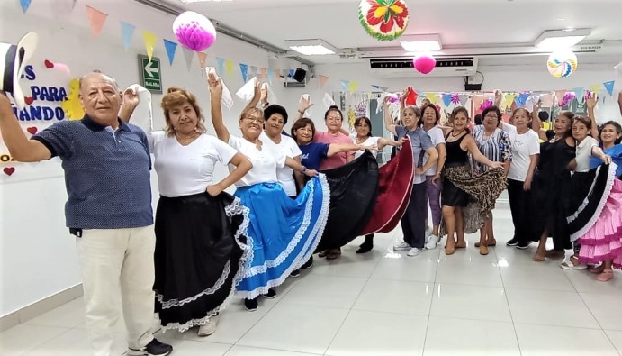 Gente haciendo actividad física