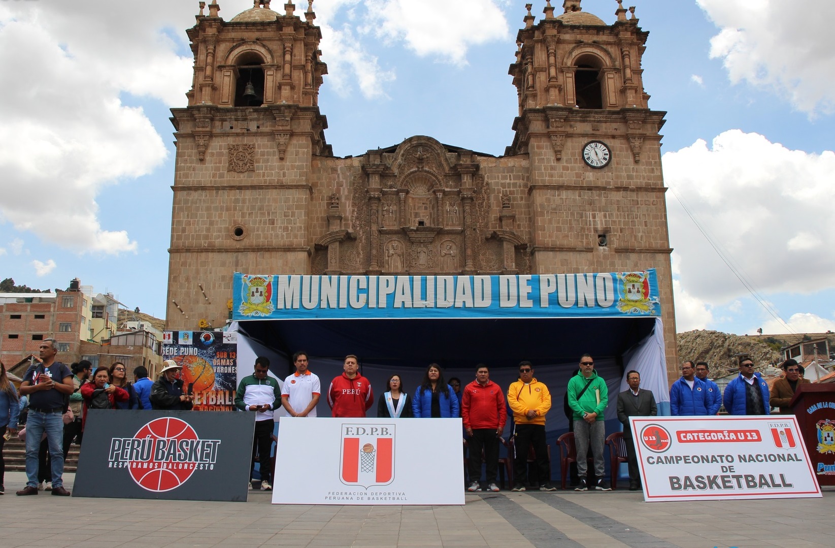 Con gran expectativa inauguraron el campeonato nacional de basketball U13 - Serie D en Puno
