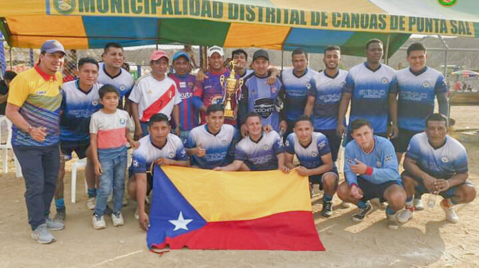 Foto Fútbol binacional por el 18 aniversario de Canoas de Punta Sal 