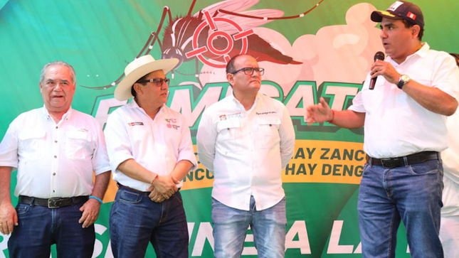 Autoridades lideran "Fumigatón" contra el dengue en Piura