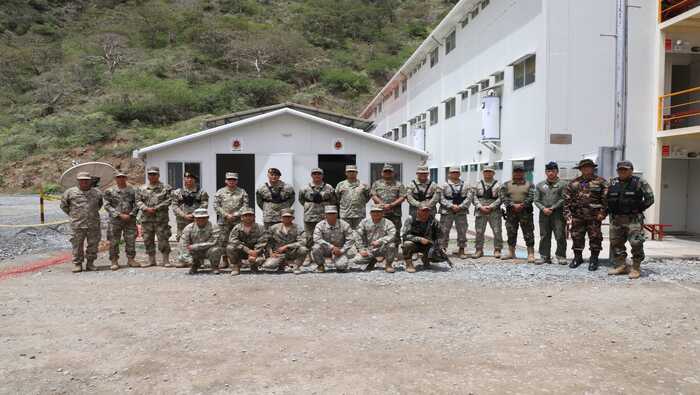 Jefe del Comando Conjunto supervisa en Pataz acciones militares