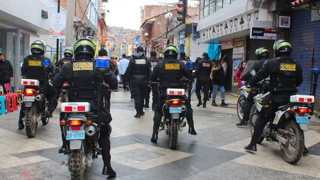 Comprometidos con la seguridad de los puneños en la Festividad Virgen de la Candelaria 2024