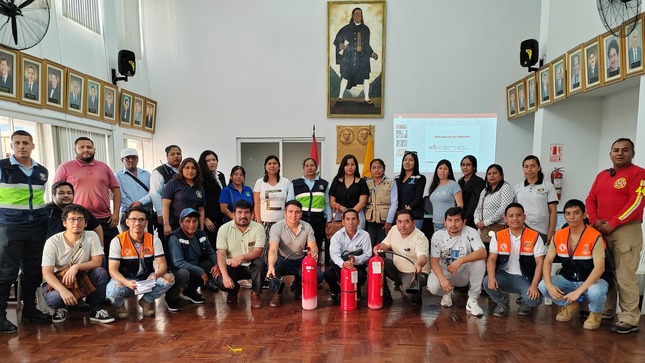 Se fortalece capacidades del personal municipal frente a las emergencias y manejo de extintores 