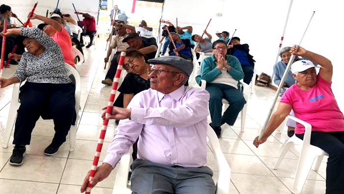GORE impulsa reactivación de centros integrales para adultos mayores