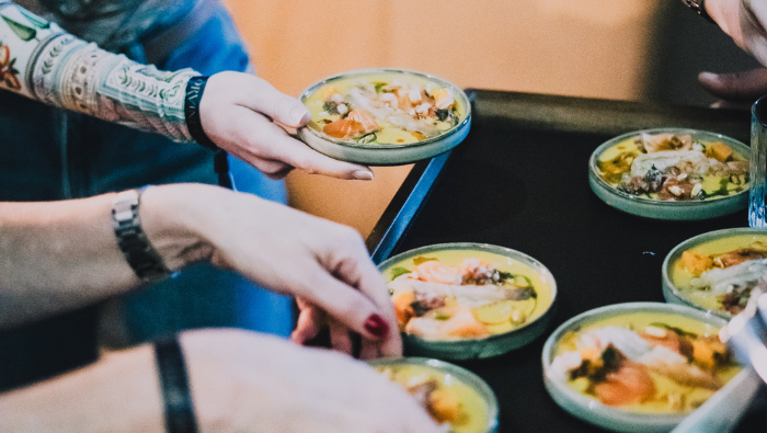 Embajada del Perú en Hungría promueve nuestra gastronomía con el evento “Pisco Night”
