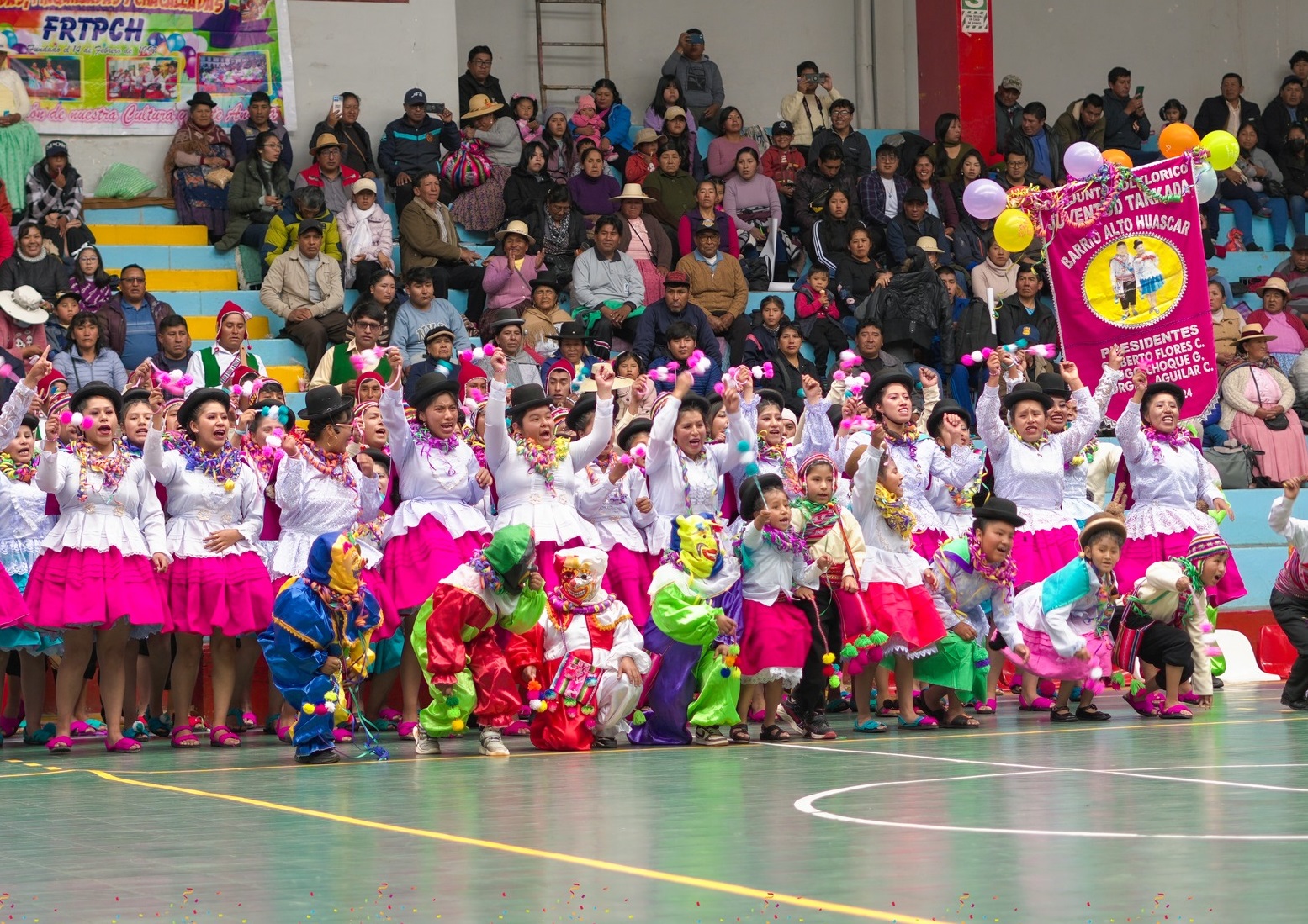 Fiesta de colores y tradiciones en el XXV Concurso de Tarkadas, Pinquilladas y Chacalladas en Puno