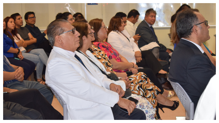 Dr. Carlos Urbano Durand asistió al 8° Aniversario de creación del Hospital de Emergencias Villa El Salvador (HEVES). 