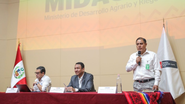 En reunión con la Junta Nacional de Organizaciones de Usuarios de Agua, se atendieron las demandas de autoridades y organizaciones civiles vinculadas al sector.