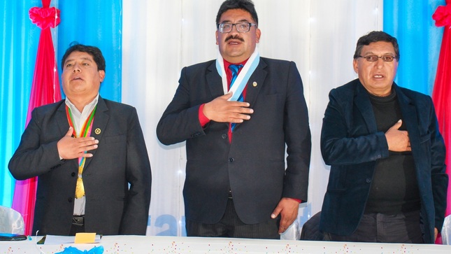 Regidor de la Municipalidad Provincial de Puno, participó de la serenata a Rosendo Huirse en Santa Rosa - Melgar