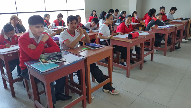 retornan a clases