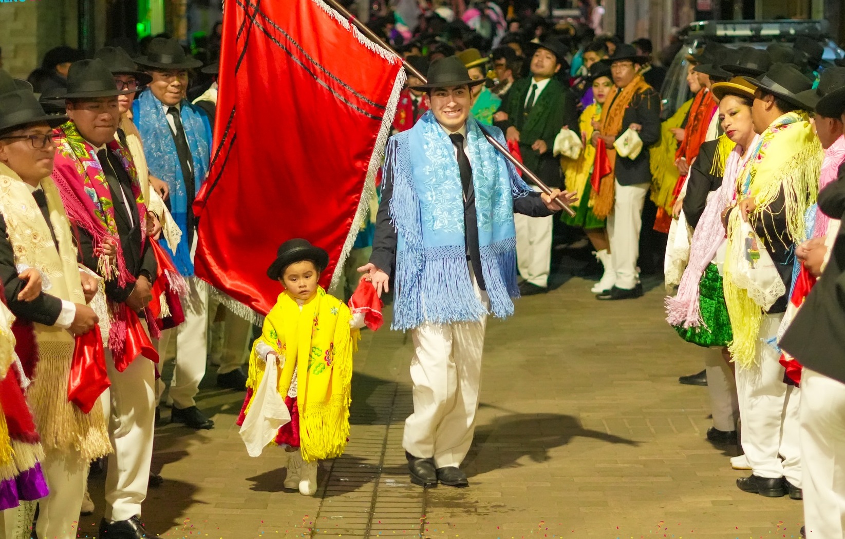 Encuentro pandillero y pasacalle de pandillas puneñas cierran con broche de oro los carnavales 2024 en Puno