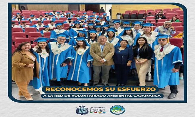 ✅Mas de 100 jóvenes de diferentes provincias de la región Cajamarca, se graduaron de la Universidad Nacional de Cajamarca, y parte de ellos forman la Red de Voluntariado Ambiental de Cajamarca.
👉La Municipalidad Provincial de Cajamarca, a través de la gerencia de Desarrollo Ambiental, felicita a más de 20 jóvenes que nos acompañaron en una serie de actividades en favor del cuidado del ambiente.