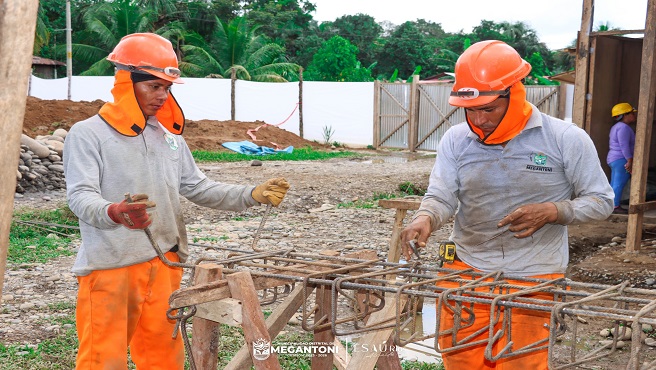 Regidor de Megantoni fiscaliza obras en la CCNN Kirigueti