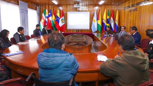 ¡Impulsando el turismo!  Se desarrolló taller de socialización para la creación del circuito turístico en la ciudad de Puno