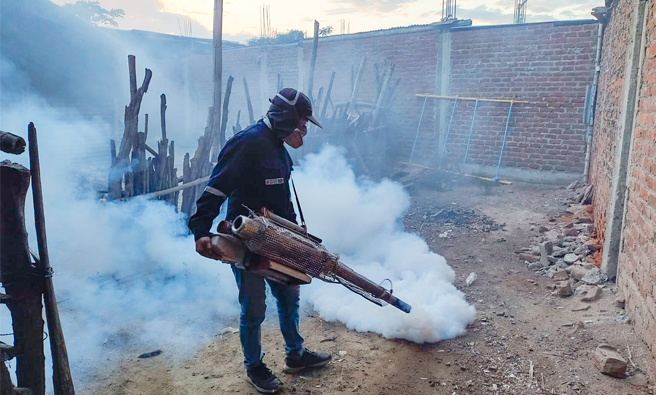 Ultimo día de fumigación en paccha