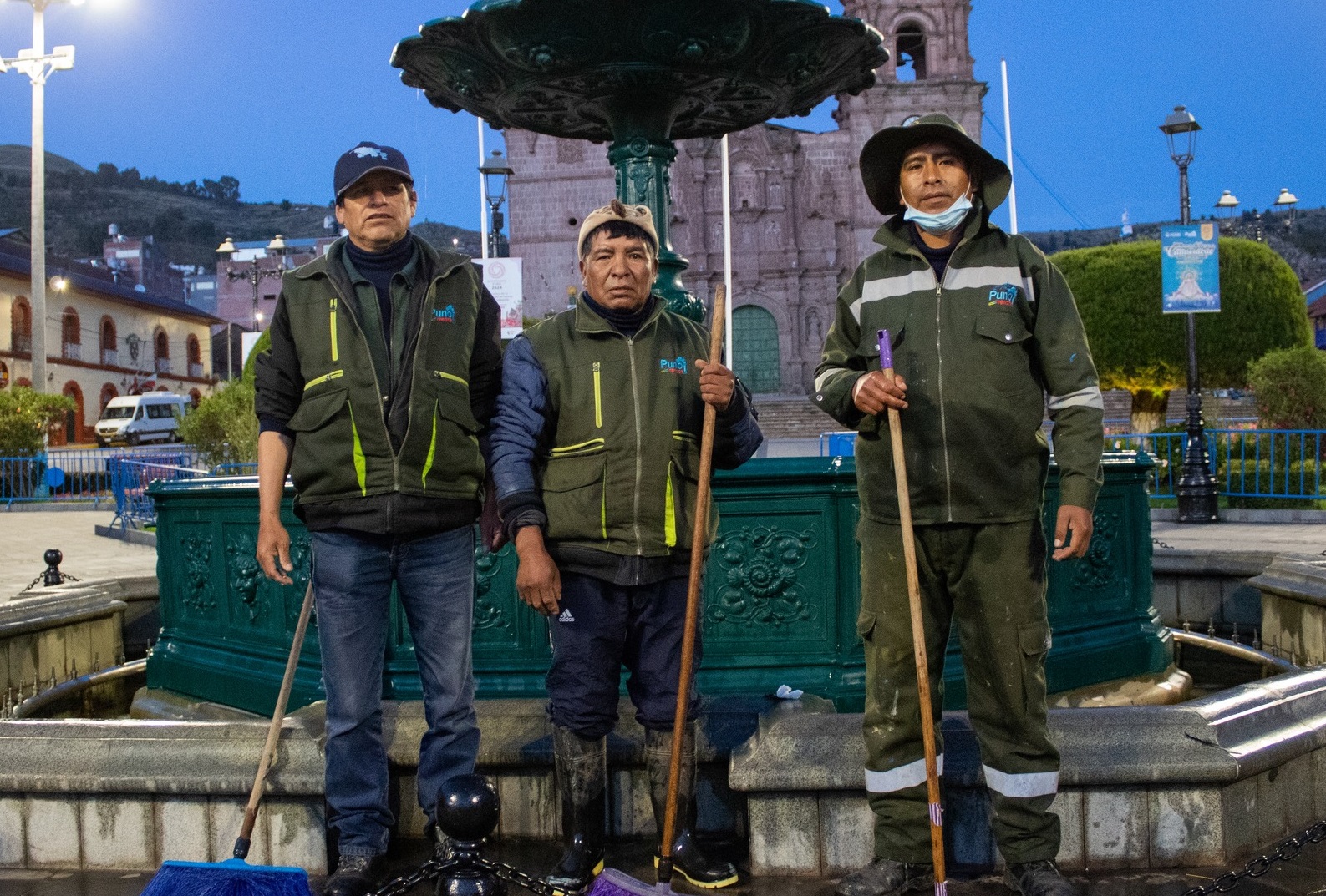 Piletas de Puno reciben atención desde el amanecer para garantizar su funcionamiento