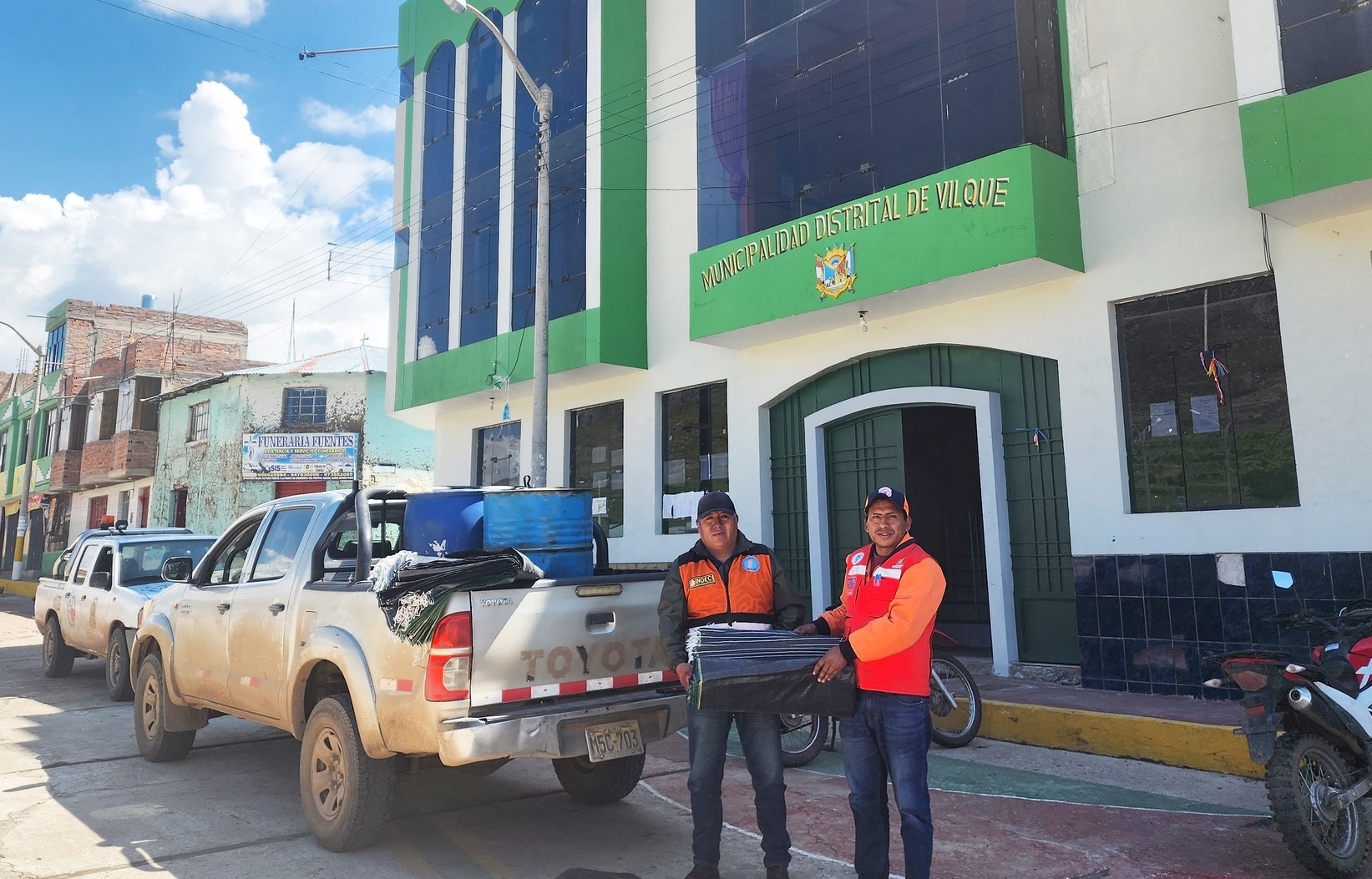 Se entrega ayuda humanitaria al distrito de Vilque ante desborde del río Conaviri