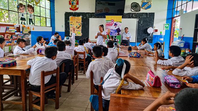 Minsa prosigue con la campaña de prevención del dengue para escolares y maestros en instituciones de Junín