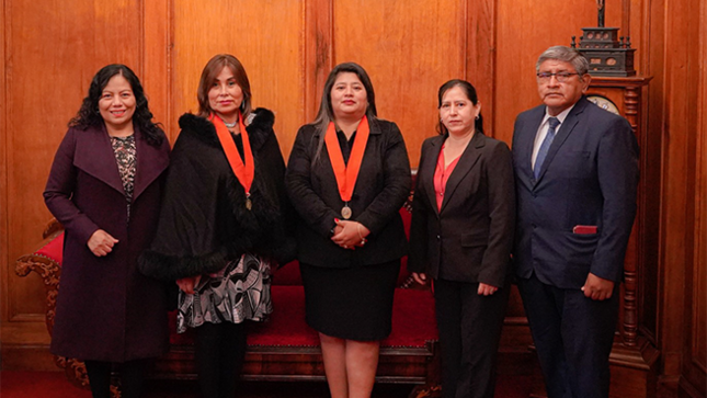 Presidenta de la Corte del Cusco recibe a delegación de la Corte del Santa para intercambiar experiencias en Buenas Prácticas 