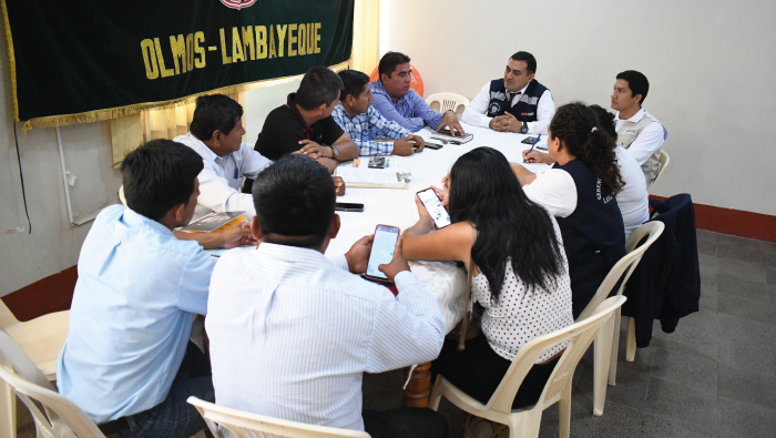 Geresa y autoridades de Olmos unen esfuerzos para mejorar la salud en el distrito