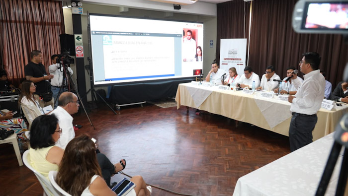 Pedido de gobernador Luis Neyra se hace realidad: Ejecutivo modifica Ley de Contrataciones del Estado