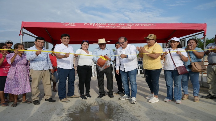 Inauguración de 2 puentes 