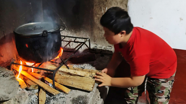 Programa Contigo: La inspiradora historia de Leonardo, niño con síndrome de Down que sueña con ser chef