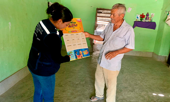 Campaña de lavado y escobillado de recipientes en sol sol