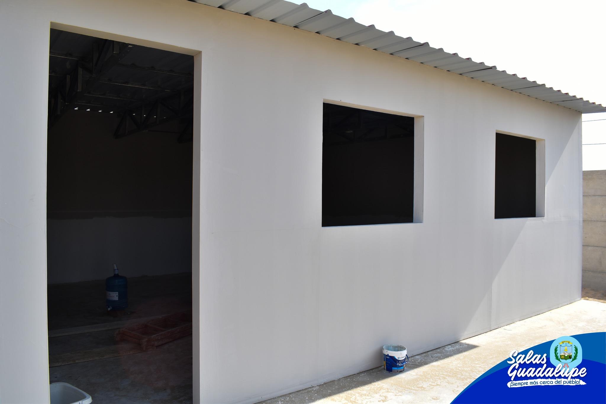 𝗖𝗢𝗡𝗦𝗧𝗥𝗨𝗬𝗘𝗡 𝗔𝗨𝗟𝗔𝗦 𝗘𝗡 𝗗𝗥𝗬𝗪𝗔𝗟𝗟 𝗣𝗔𝗥𝗔 𝗡𝗜𝗡̃𝗢𝗦 𝗗𝗘 𝗟𝗢𝗦 𝗣𝗥𝗢𝗡𝗢𝗘𝗜 𝗗𝗨𝗡𝗔𝗦 𝗗𝗘 𝗔𝗥𝗘𝗡𝗔, 𝗠𝗨𝗡𝗗𝗢 𝗙𝗘𝗟𝗜𝗭 𝗬 𝗩𝗜𝗥𝗚𝗘𝗡 𝗗𝗘 𝗙𝗔𝗧𝗜𝗠𝗔 𝗘𝗡 𝗘𝗟 𝗖𝗘𝗡𝗧𝗥𝗢 𝗣𝗢𝗕𝗟𝗔𝗗𝗢 "𝗩𝗜𝗟𝗟𝗔 𝗥𝗢𝗧𝗔𝗥𝗬 𝗡𝗨𝗘𝗩𝗔 𝗘𝗦𝗣𝗘𝗥𝗔𝗡𝗭𝗔"