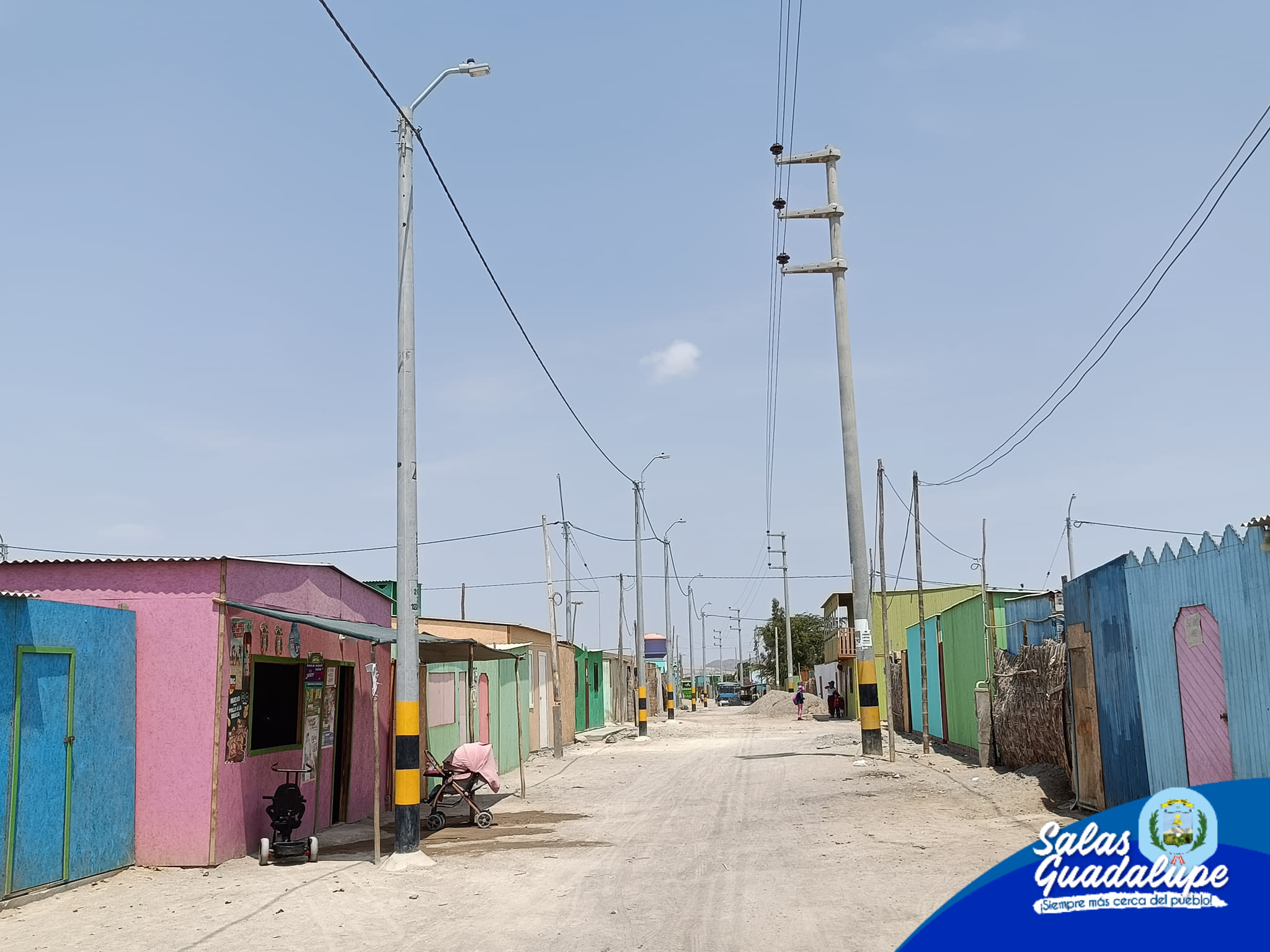 𝗠𝗨𝗡𝗜𝗖𝗜𝗣𝗔𝗟𝗜𝗗𝗔𝗗 𝗗𝗘 𝗦𝗔𝗟𝗔𝗦 𝗩𝗜𝗘𝗡𝗘 𝗘𝗝𝗘𝗖𝗨𝗧𝗔𝗡𝗗𝗢 𝗟𝗔 𝗢𝗕𝗥𝗔 𝗗𝗘 𝗘𝗟𝗘𝗖𝗧𝗥𝗜𝗙𝗜𝗖𝗔𝗖𝗜𝗢𝗡 𝗘𝗡 𝗘𝗟 𝗖𝗘𝗡𝗧𝗥𝗢 𝗣𝗢𝗕𝗟𝗔𝗗𝗢 𝗦𝗔𝗡𝗧𝗔 𝗠𝗢𝗡𝗜𝗖𝗔