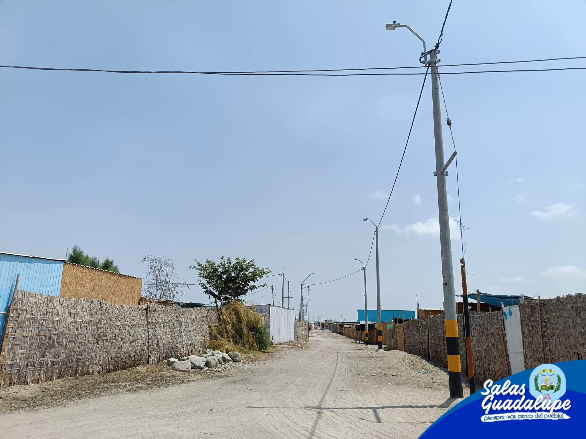 𝗠𝗨𝗡𝗜𝗖𝗜𝗣𝗔𝗟𝗜𝗗𝗔𝗗 𝗗𝗘 𝗦𝗔𝗟𝗔𝗦 𝗩𝗜𝗘𝗡𝗘 𝗘𝗝𝗘𝗖𝗨𝗧𝗔𝗡𝗗𝗢 𝗟𝗔 𝗢𝗕𝗥𝗔 𝗗𝗘 𝗘𝗟𝗘𝗖𝗧𝗥𝗜𝗙𝗜𝗖𝗔𝗖𝗜𝗢𝗡 𝗘𝗡 𝗘𝗟 𝗖𝗘𝗡𝗧𝗥𝗢 𝗣𝗢𝗕𝗟𝗔𝗗𝗢 𝗦𝗔𝗡𝗧𝗔 𝗠𝗢𝗡𝗜𝗖𝗔