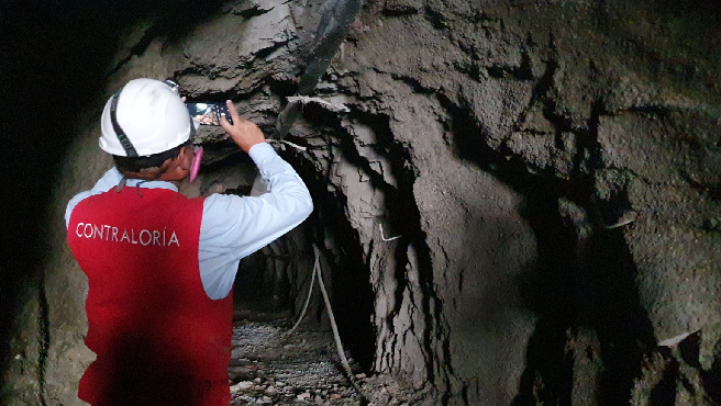 La Contraloría General alertó sobre la suspensión de trabajos en el túnel 2 que corresponde a la infraestructura de riego de la segunda etapa del proyecto de afianzamiento hídrico en la cuenca del río Grande-Santa Cruz-Palpa, debido a que la contratista no consideró la adquisición de arcos metálicos para ejecutar la partida de “sostenimiento”, que evite derrumbes y pérdidas humanas en la construcción del mencionado túnel.