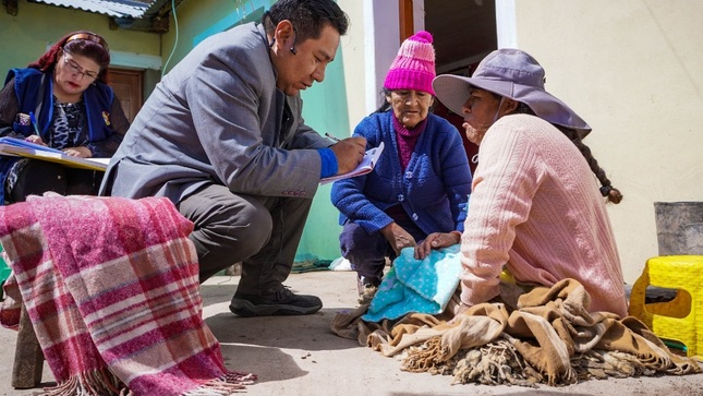 OMAPED visita hogares de personas con movilidad reducida en la ciudad de Puno
