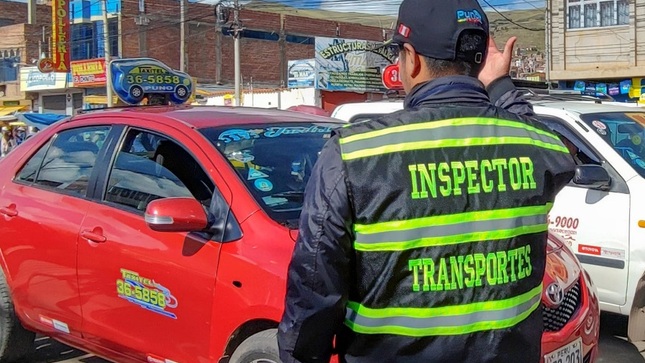 Gerencia de Transportes realiza arduo trabajo para mantener el orden y descongestión vehicular durante la semana santa
