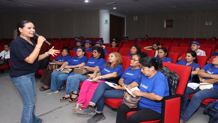 Charla a emprendedoras