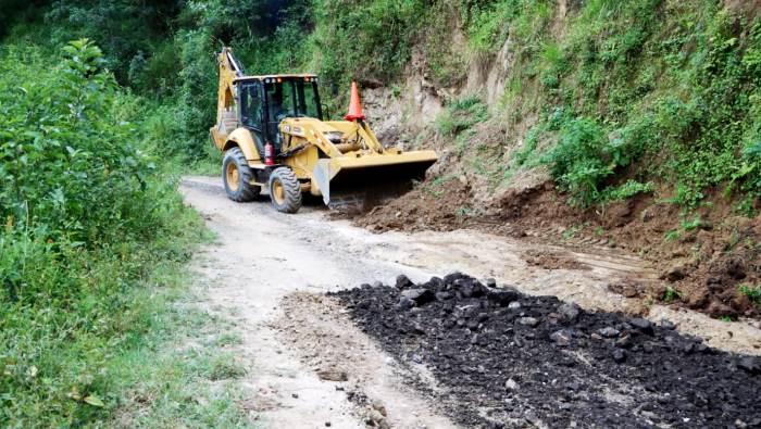 GORE recupera transitabilidad de nueve distritos de la sierra piurana