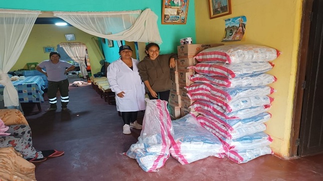 Continúa el reparto de los productos del programa de vaso de leche en el segundo sector del distrito de Huaral