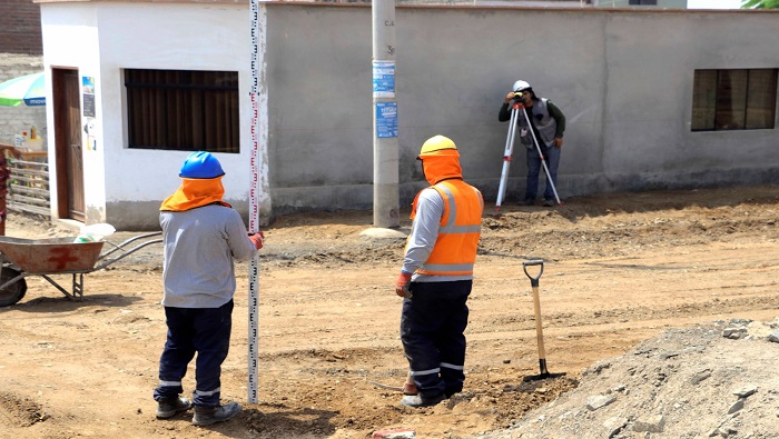 ContinΓΊa en ejecuciΓ³n la obra de pistas y veredas en C.P. Nueva Estrella y La Macarena