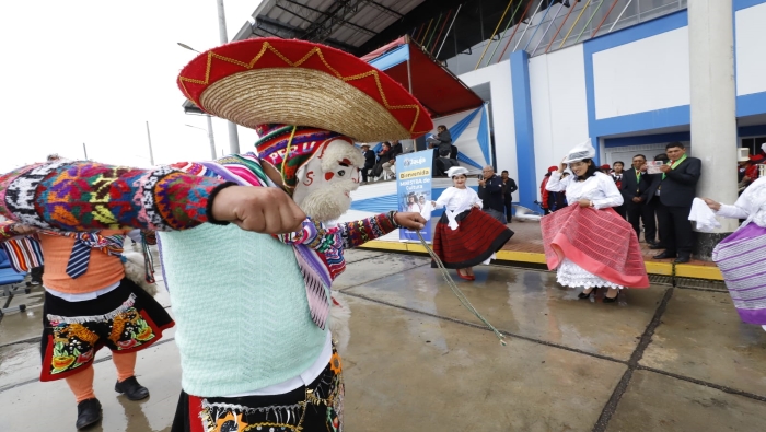 Ministra de Cultura entregó la declaratoria de Patrimonio Cultural de la Nación a la danza Huayligía o Huaylegía en Tarma y Jauja