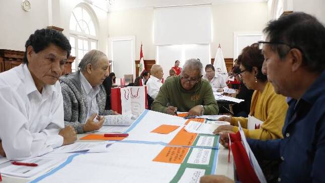 La Contraloría General convoca a adultos mayores de 60 de años en adelante, para que puedan participar del programa voluntario “Mentores de Control Social” y de esta manera se conviertan en aliados para la fiscalización en el correcto uso de recursos públicos en la región de Ucayali.