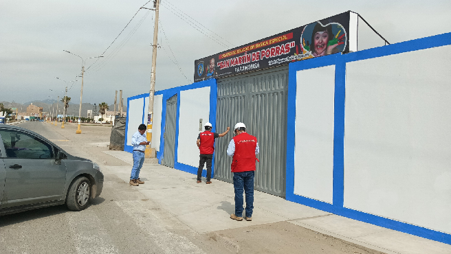 La Contraloría General detectó que la obra de recuperación de la infraestructura del centro de educación básica especial “San Martín de Porras” del distrito de Paramonga en la provincia de Barranca se encuentra inconclusa y con deficiencias, lo que genera riesgo de incumplimiento contractual y la oportuna puesta en servicio de la infraestructura en beneficio de los escolares.