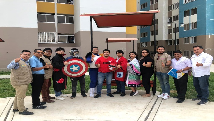 Jóvenes cosplay