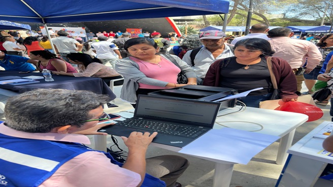 DRTPE Piura participo con varios de sus servicios en la Feria de Servicios: "La Caravana de Justicia MINJUSDH".